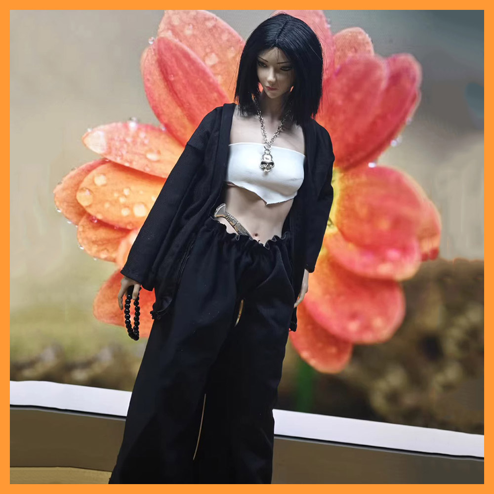 Model Kit Girls - Zestaw ubrań dla dziewczynki Villainess w