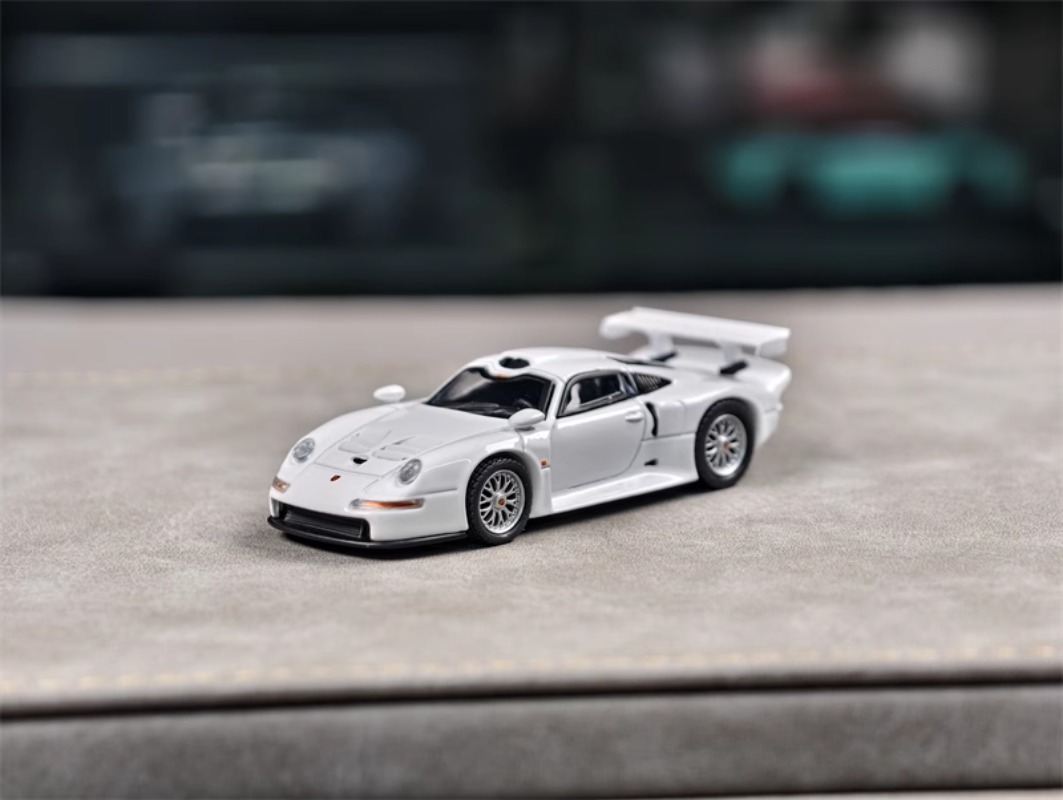 Spark Diecast 1/64 skala Porsc – Model Kit Porsche 911 recenzja i cena